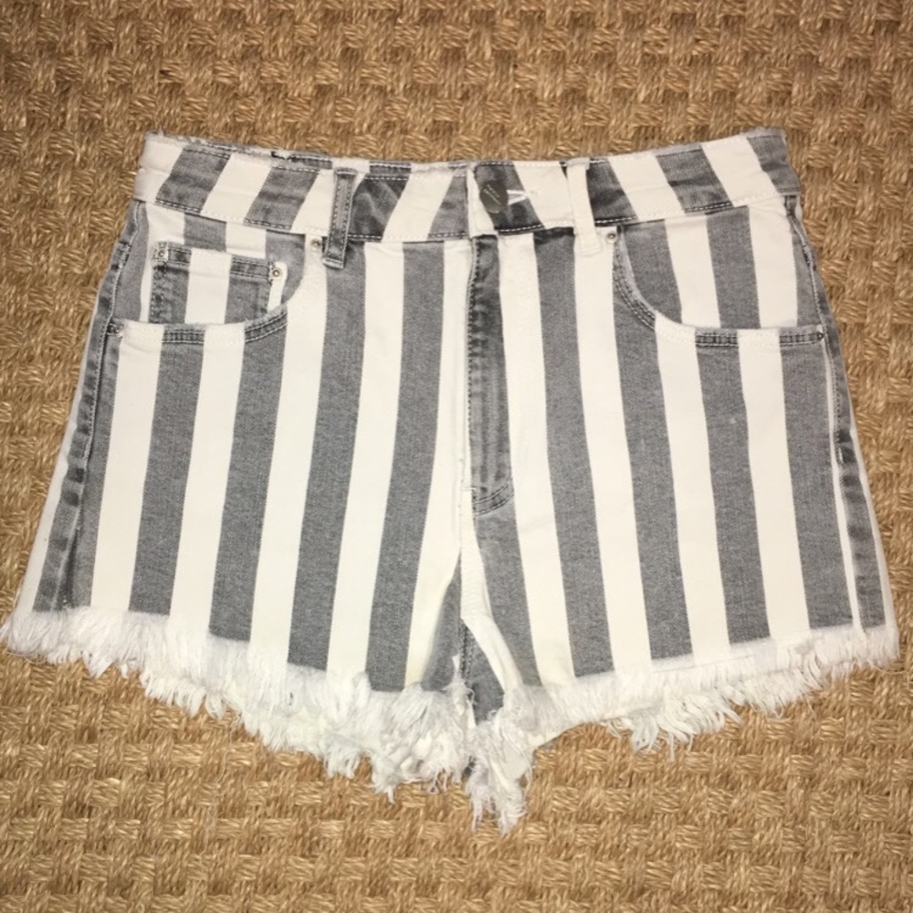 Zara White black denim shorts with stripes